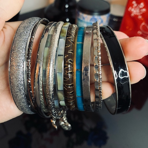 Bundle of 14 beautiful round bracelets✨ - Picture 2 of 6